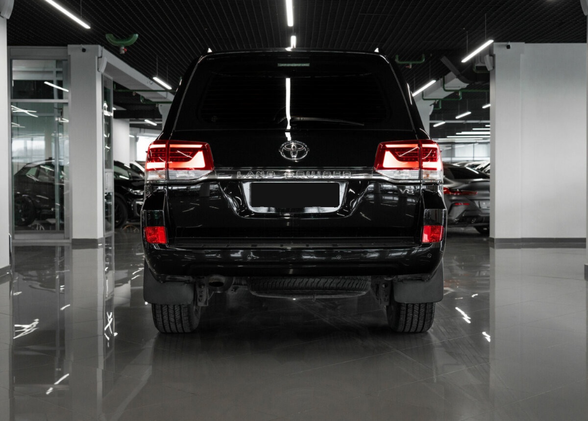 Toyota Land Cruiser, 2016