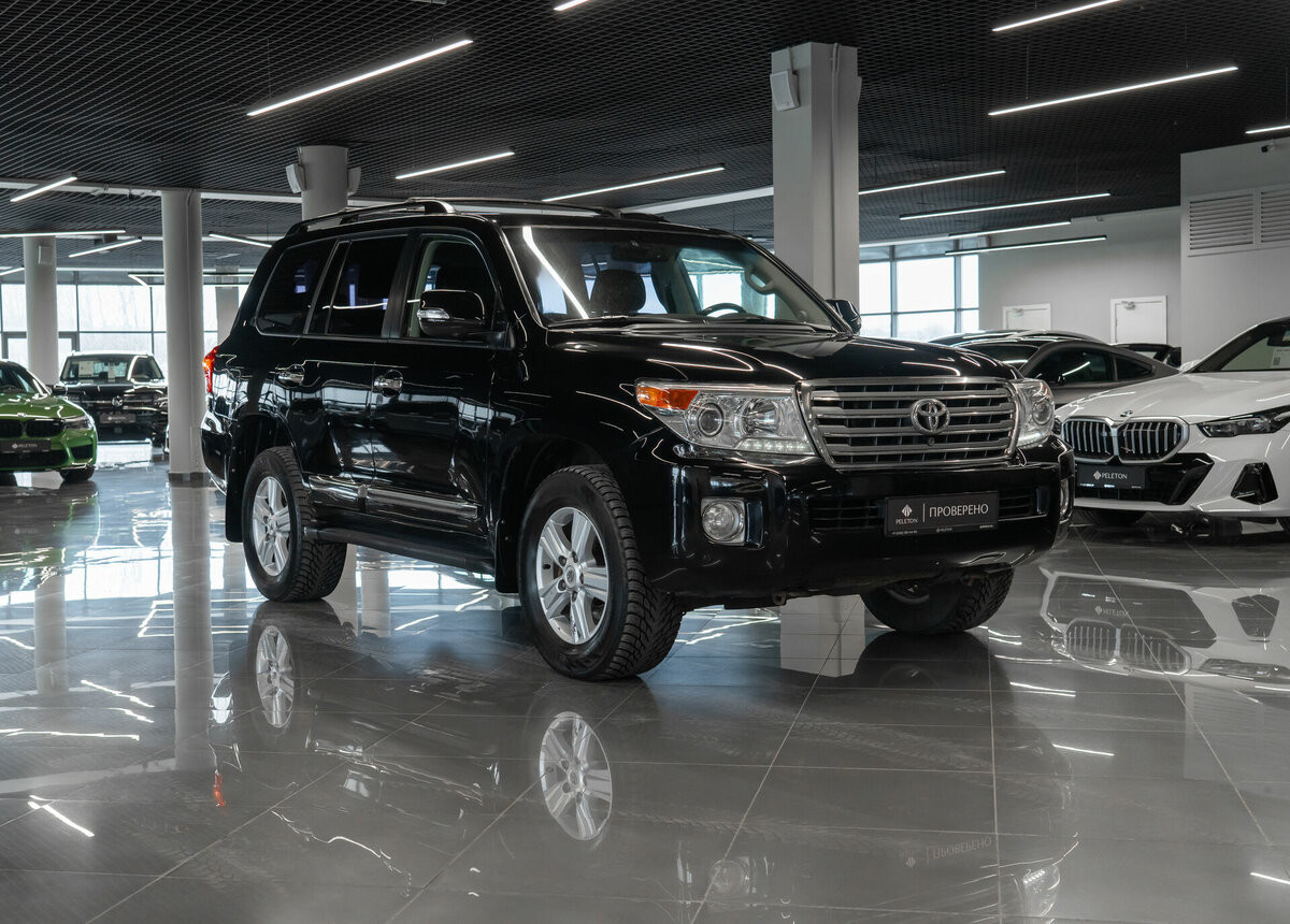 Toyota Land Cruiser, 2012