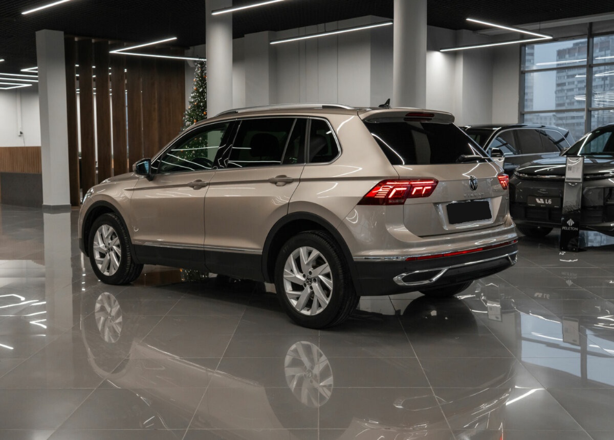 Volkswagen Tiguan, 2021