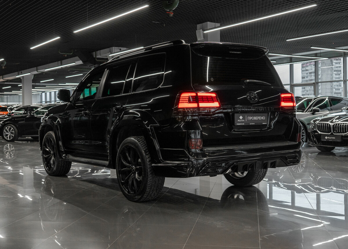 Toyota Land Cruiser, 2015
