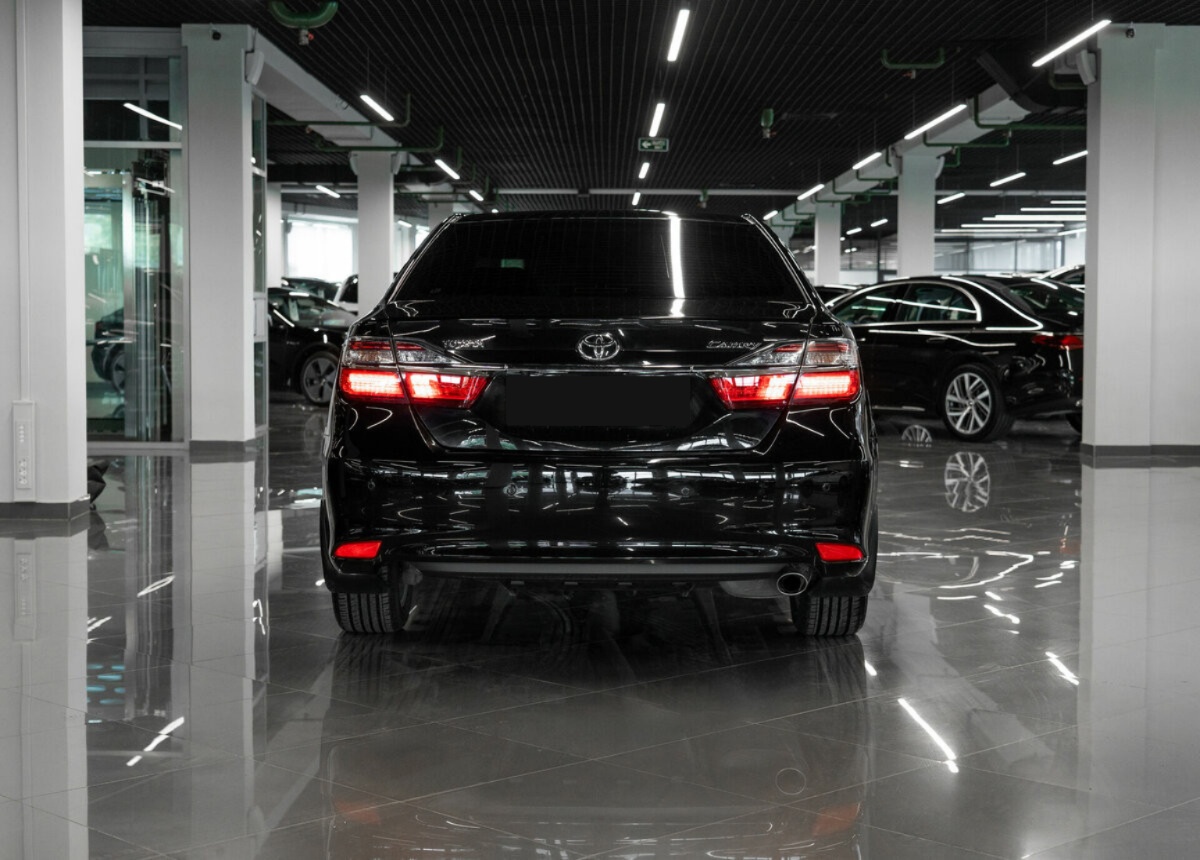 Toyota Camry, 2014