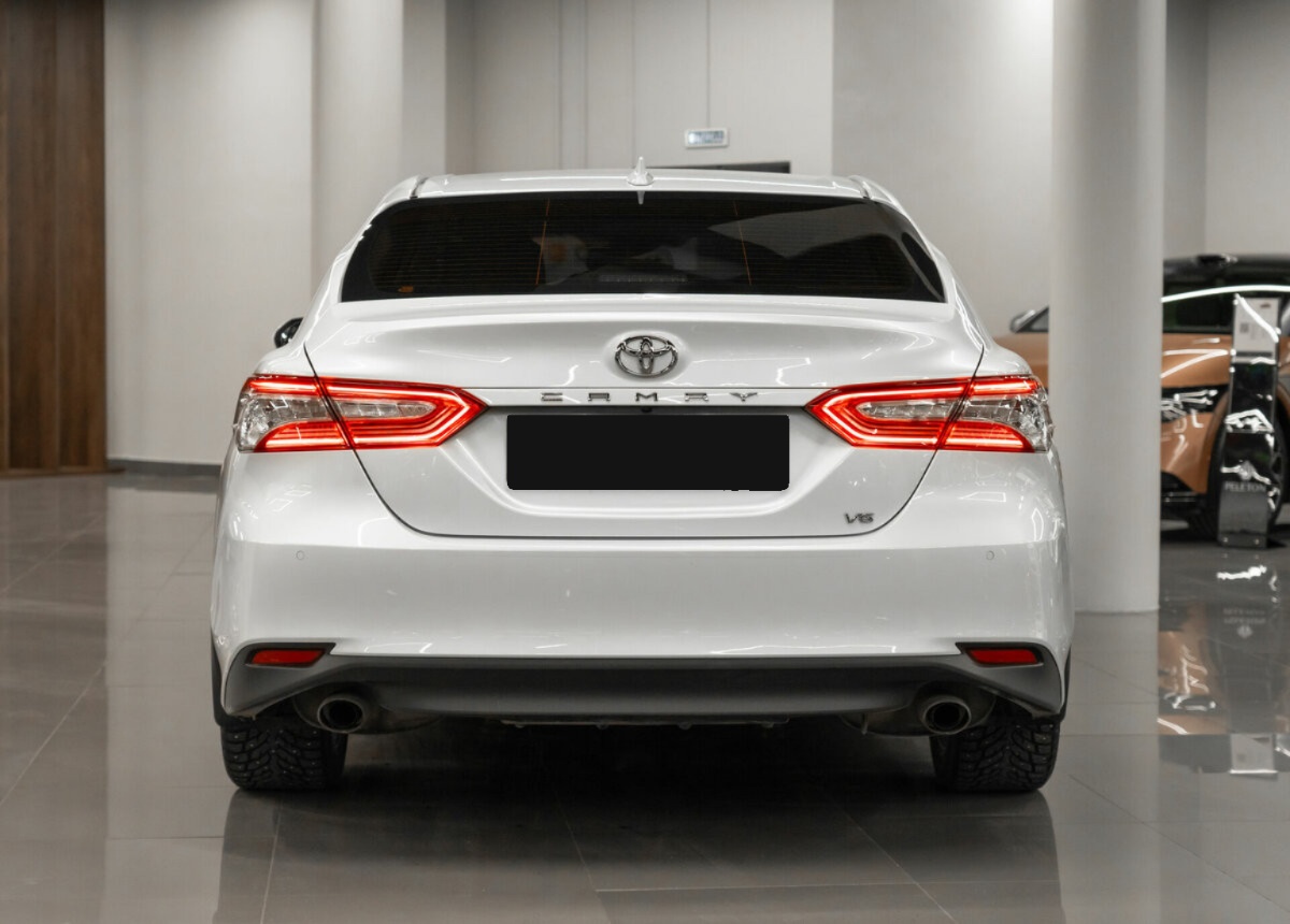 Toyota Camry, 2020