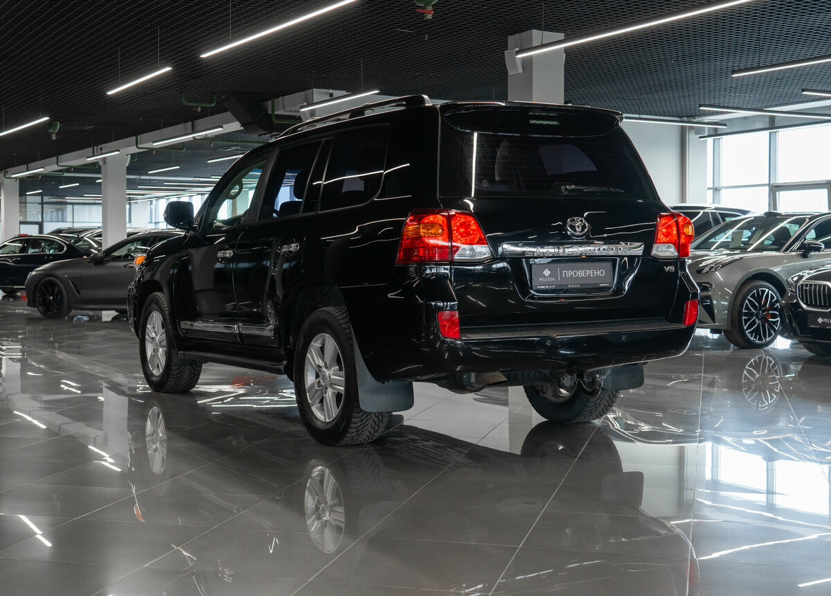 Toyota Land Cruiser, 2012