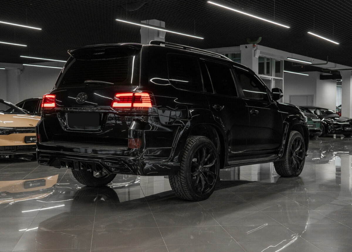 Toyota Land Cruiser, 2015