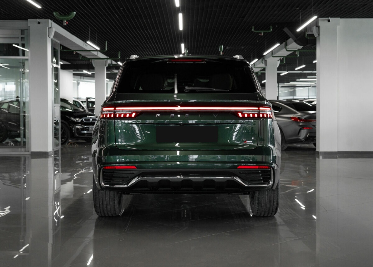 Geely Monjaro (Xingyue L), 2024