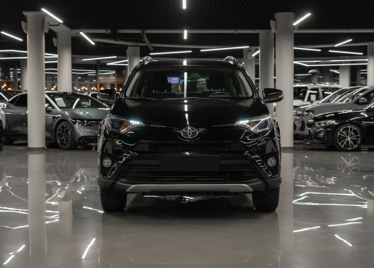 Toyota RAV4, 2017