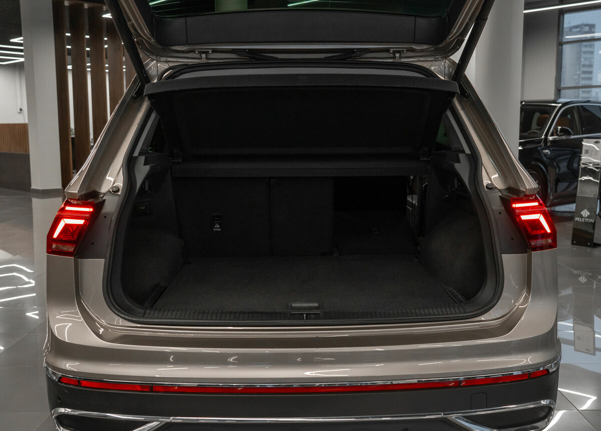 Volkswagen Tiguan, 2021