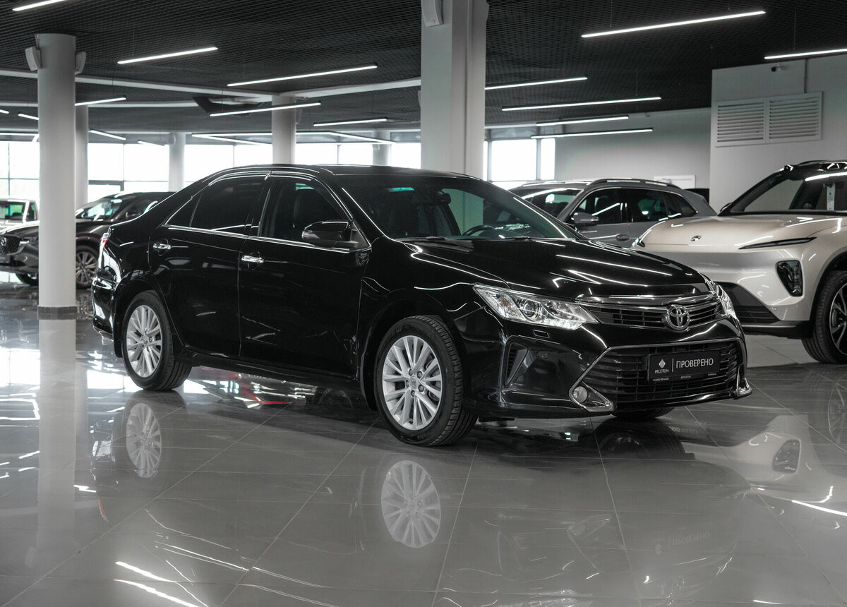 Toyota Camry, 2014