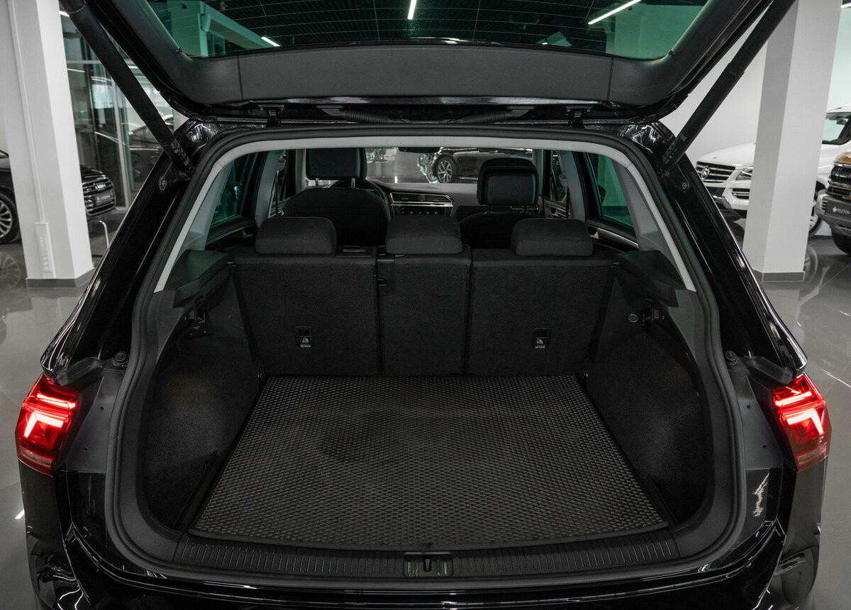 Volkswagen Tiguan, 2021