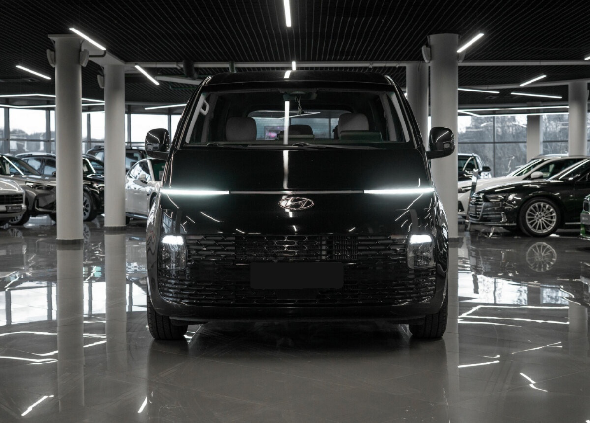 Hyundai Staria, 2021