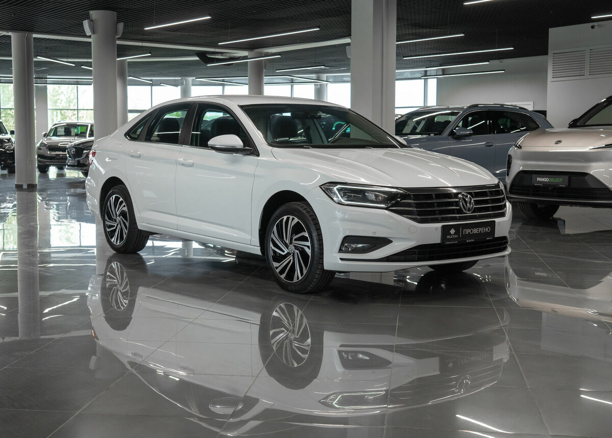 Volkswagen Jetta, 2020