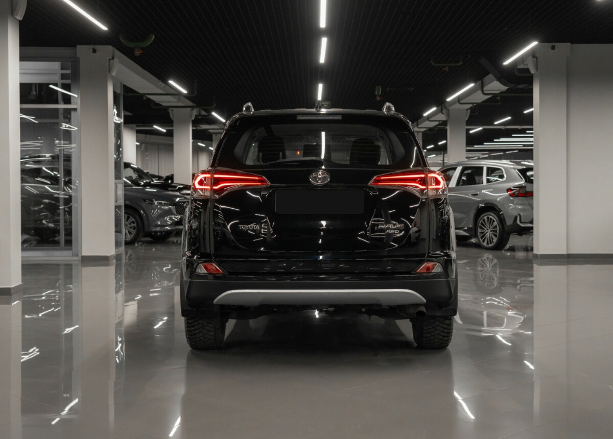 Toyota RAV4, 2017