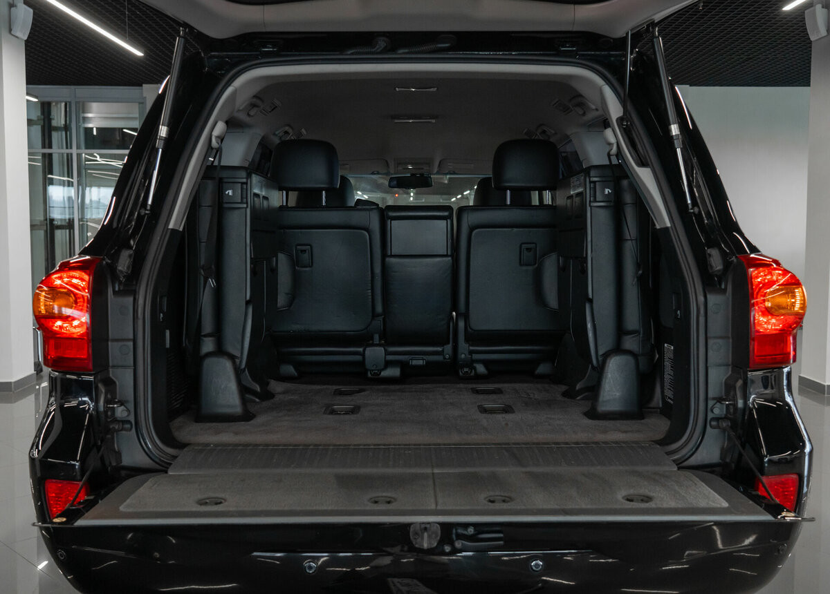 Toyota Land Cruiser, 2012