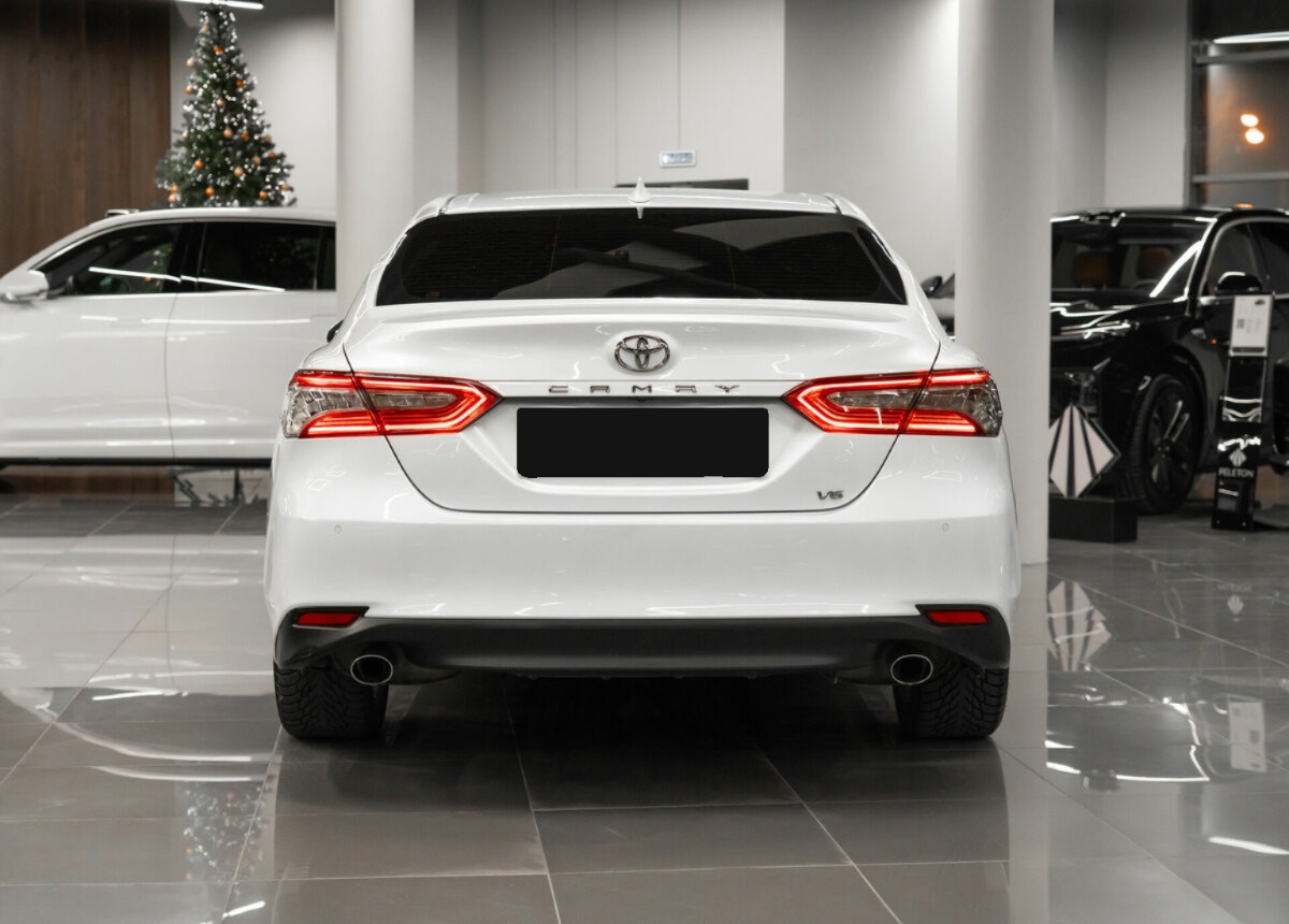 Toyota Camry, 2019