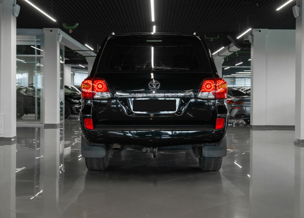 Toyota Land Cruiser, 2012