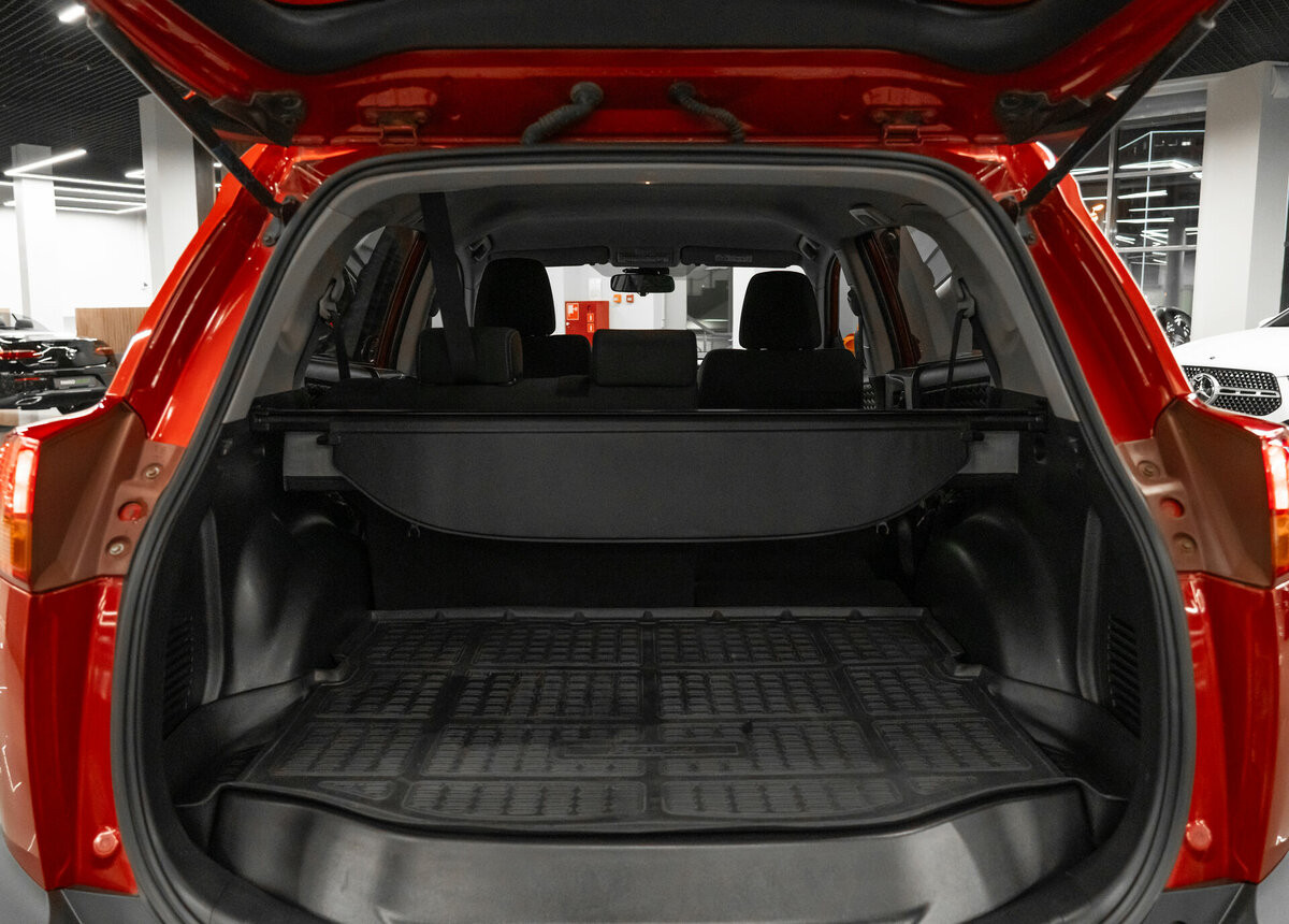 Toyota RAV4, 2013